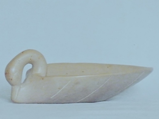 Seifenschale Schwan aus Speckstein (B ± 15 T ± 10 cm)